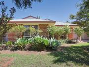 INDOOR COMFORT OUTDOOR ENTERTAINING