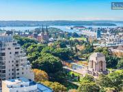 INDULGE IN UNRIVALLED CONVENIENCE & STUNNING WATER VIEWS...