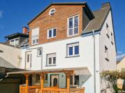 Ingelheim/Groß Winternheim: Familienhaus mit großem...