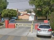 Inigualable Casa en las Arboledas!