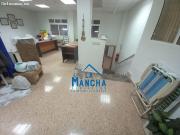 INMOBILIARIA LA MANCHA VENDE LOCAL EN ZONA EL PILAR