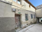 INMOBILIARIA TAGONIA pone a la venta casa de pueblo en...