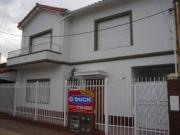 Inmueble con dos PHS jardín/cochera, patio. Villa Adelina