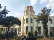 INMUEBLE EN VENTA CON LOCALES COMERCIALES EN PLANTA...