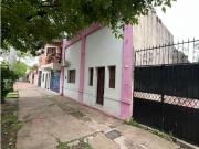 Inmueble sobre Av Hernandarias a metros de Av 25 de Mayo!