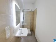 Innenhofruhelage: 2 Zimmer Altbauwohnung in U Bahn Nähe