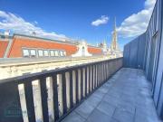 HERRLICHE INNENSTADT DACHGESCHOSS WOHNUNG MIT TERRASSE