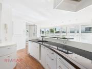 Innenstadt Luxus: 247 m² pure Eleganz auf zwei Wohnebenen