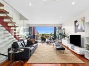 Inner City Architectural Residence with Bay Views