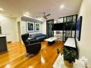 INNER CITY LIVING AT ITS BEST!