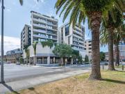 Inner city living central to foreshore, entertainment...