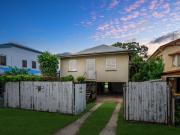 Inner City Queenslander Zoned Mixed Use Commercial Precinct Inner City Queenslander Zoned Mixed Use Commercial Precinct