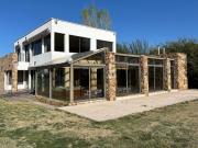 INNOVADORA CASA EN B° PRIVADO VISTALBA COUNTRY