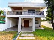 Inside Greenheights Village Paranaque Brandnew House and...