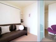 FURNISHED studio with floorboards