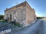INTERESANTE CASITA DE CAMPO A UN PASO DE LA CIUDAD