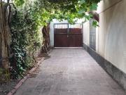 Interesante propiedad con 3 casas en venta, calle Maza...