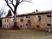 Interessante casale da ristrutturare a soli 6 km dal...