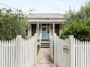 Intergenerational family residence with a two bedroom studio