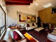 INTERLOMAS CASA EN PRIVADA CON JARDÍN EN RENTA O VENTA