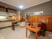 Interno 3 dormitorio y patio a poco mts Gral Paz