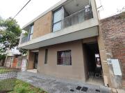 Interno a la venta dos habitaciones con patio ciudad de...