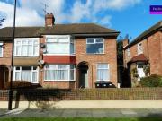 Inverness Avenue, London, 2 Bedroom Maisonette