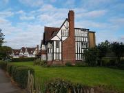 Inverness Court, Queens Drive, London W3, 3 bed flat to...