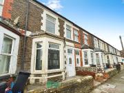 Inverness Place, Cardiff CF24, 2 bed flat to rent,...