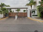 INVERSIÓN DE PRESTIGIO: Casa en Remate Bancario en...