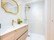 ¡Inversión Perfecta en Torre Colón: Dos Apartamentos en Uno!