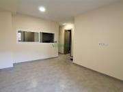 Inversión versátil: Dos modernos apartamentos reformados...