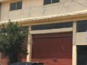 Inversionistas, magnifica casa con 2 locales a pie de...