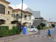 Invest In Excellence: 10 Marla Boulevard & Corner Plot...