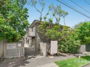 Invest or Start Out in Sought after Elwood