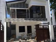 INVEST WISELY: Quezon City Home Just 1km to Shopping and...