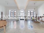 Investimento: Moradia renovada com 2 anexos em Faro