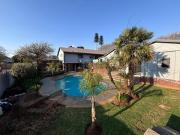 investment property with 5 rentable.
