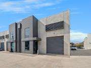 UNDER OFFER* INVESTMENT SALE: Modern City Fringe Office...