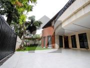 Investor Alert Futuristic Architecture 666sqy 6 Bed...