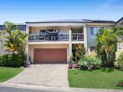 INVESTOR ALERT � Prime Townhouse in Varsity Lakes with...