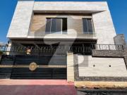 Investor price 10 Marla house for sale Investor price 10 Marla house for sale