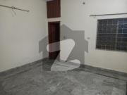 Investor Rate Well Conditioned Beautiful 5 Marla Double...