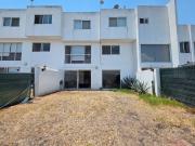 INVIERTE EN ZIBATÁ, Qro! CASA CON INQUILINOS Y ALTO...