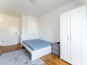 Inviting double bedroom near the Schöneweide train station