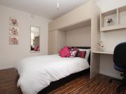 Inviting single bedroom near Whitworth Park Has a Room