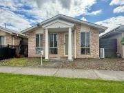 Inviting two bedroom unit located in the heart of town!