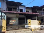 Ipoh gunung rapat facing field double storey for