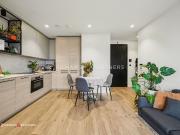 Iris House, Heron Quay E14, 1 bed flat to rent, £1,900...