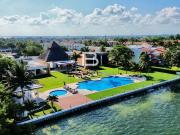 Isla Dorada Penthouse En Renta Sin Muebles Con Muelle